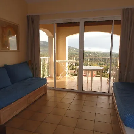 Sea View Gulf Of Saint-tropez Apartamento Grimaud